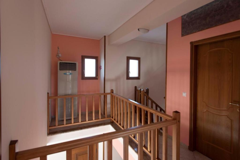 Tragana Villa Bagian luar foto